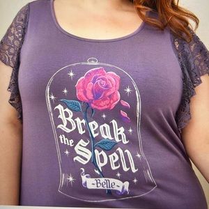 TORRID  size 3 DISNEY BEAUTY AND THE BEAST FLUTTER SLEEVE TOP